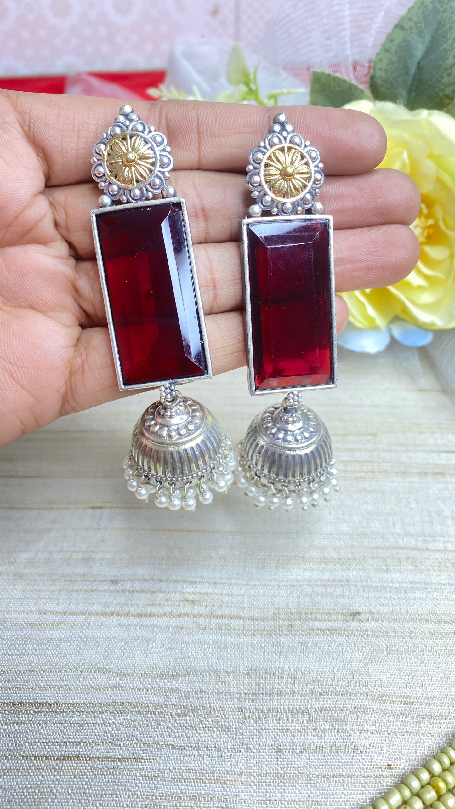 Vintage flair earrings
