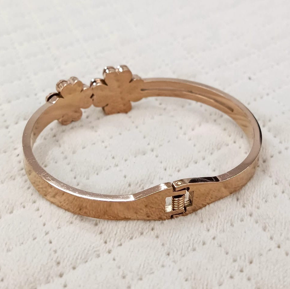 Dual flower Bracelet