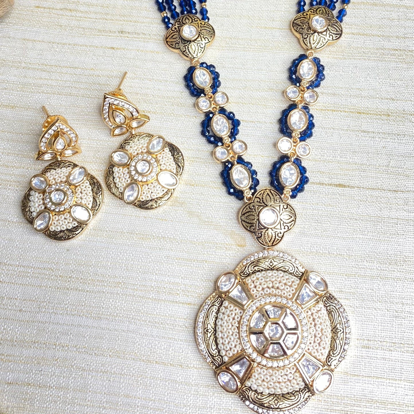 Pearl kundan necklace