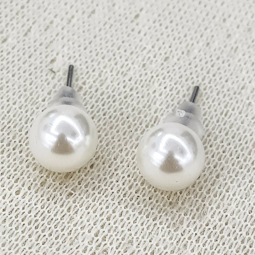 Elegant Pearl Necklace