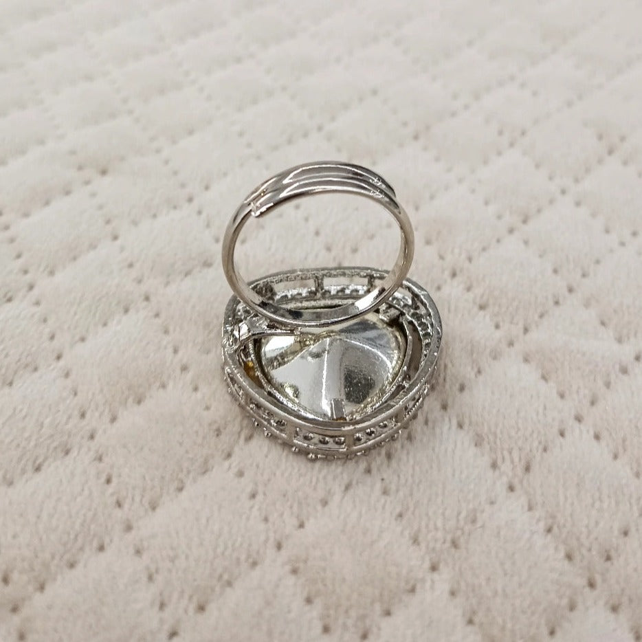 Tri kundan Ring *