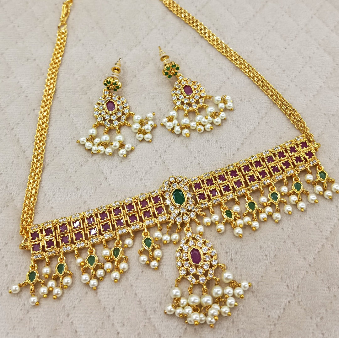 Golden Pearl Choker Set
