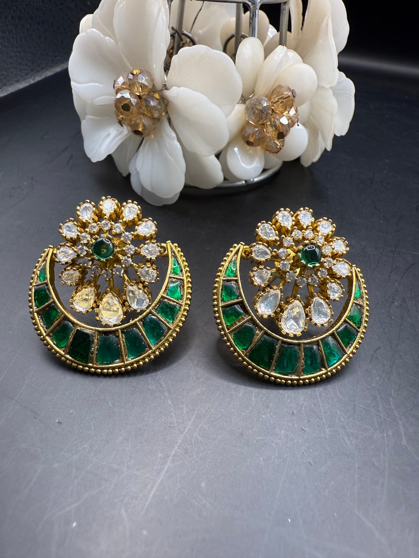 Nazia Emerald Chandbali