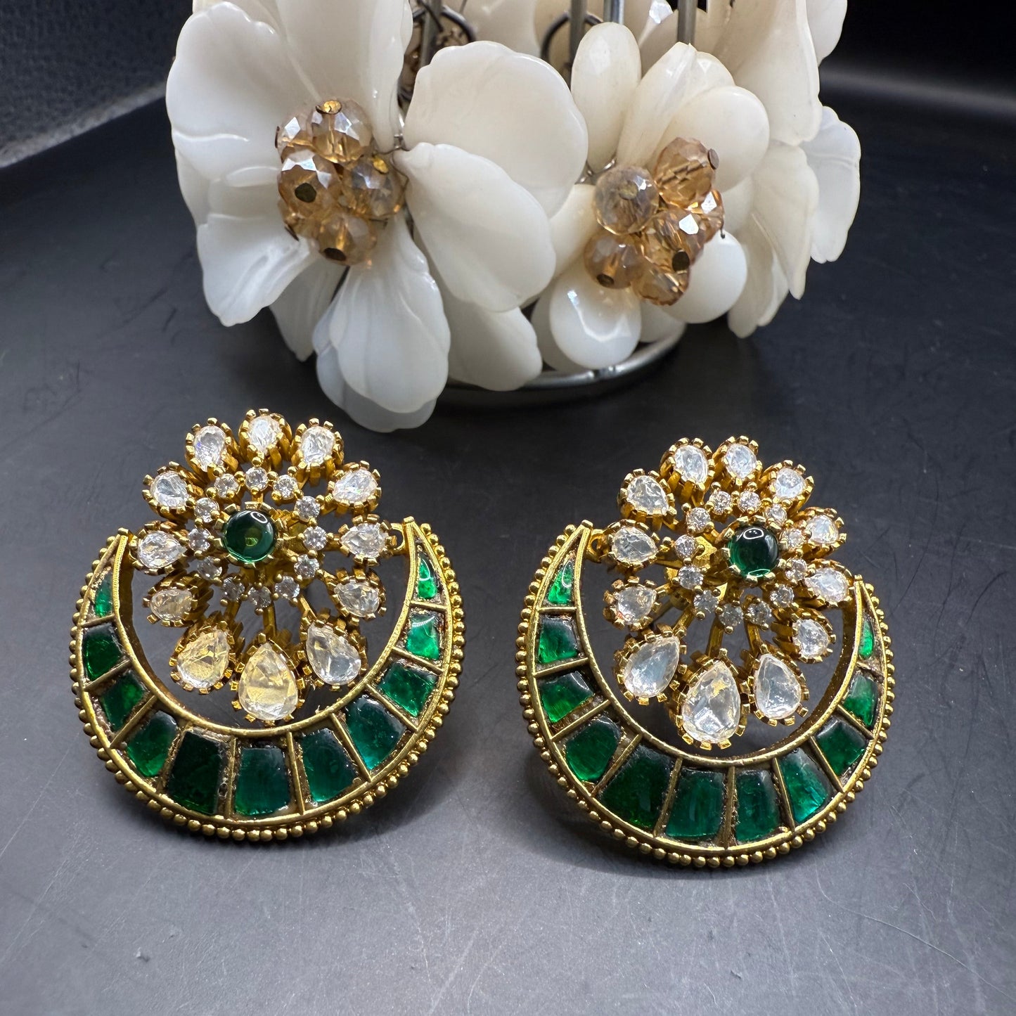 Nazia Emerald Chandbali