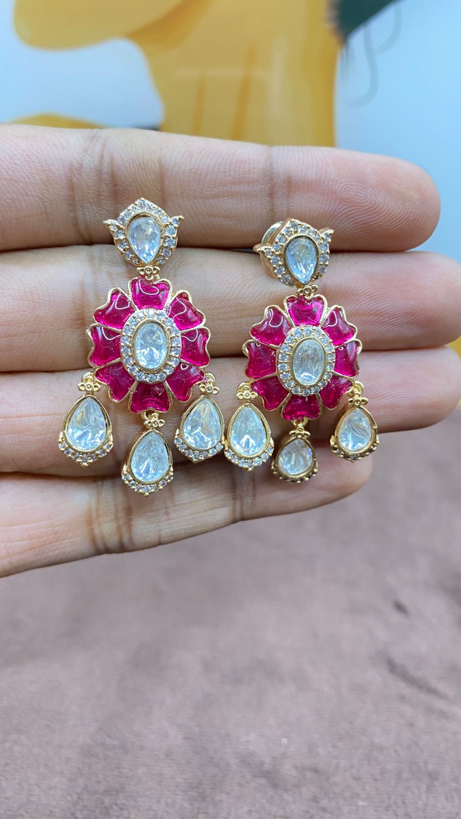 Gulnaar Kundan studs