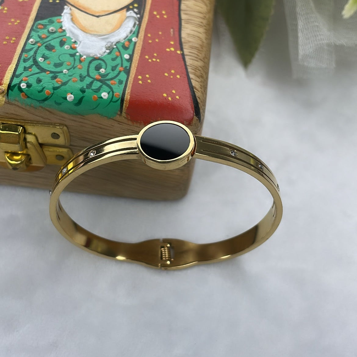 Watch style bracelet*