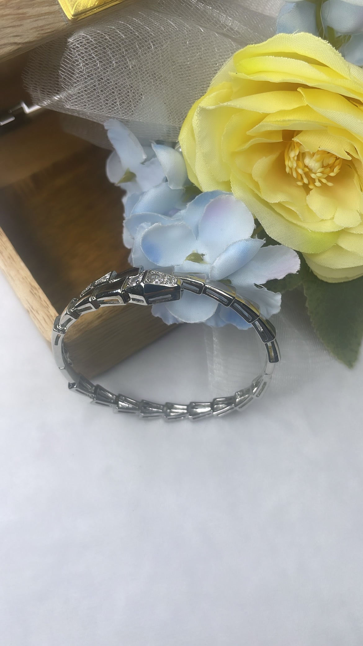 SNAKE BRACELET*