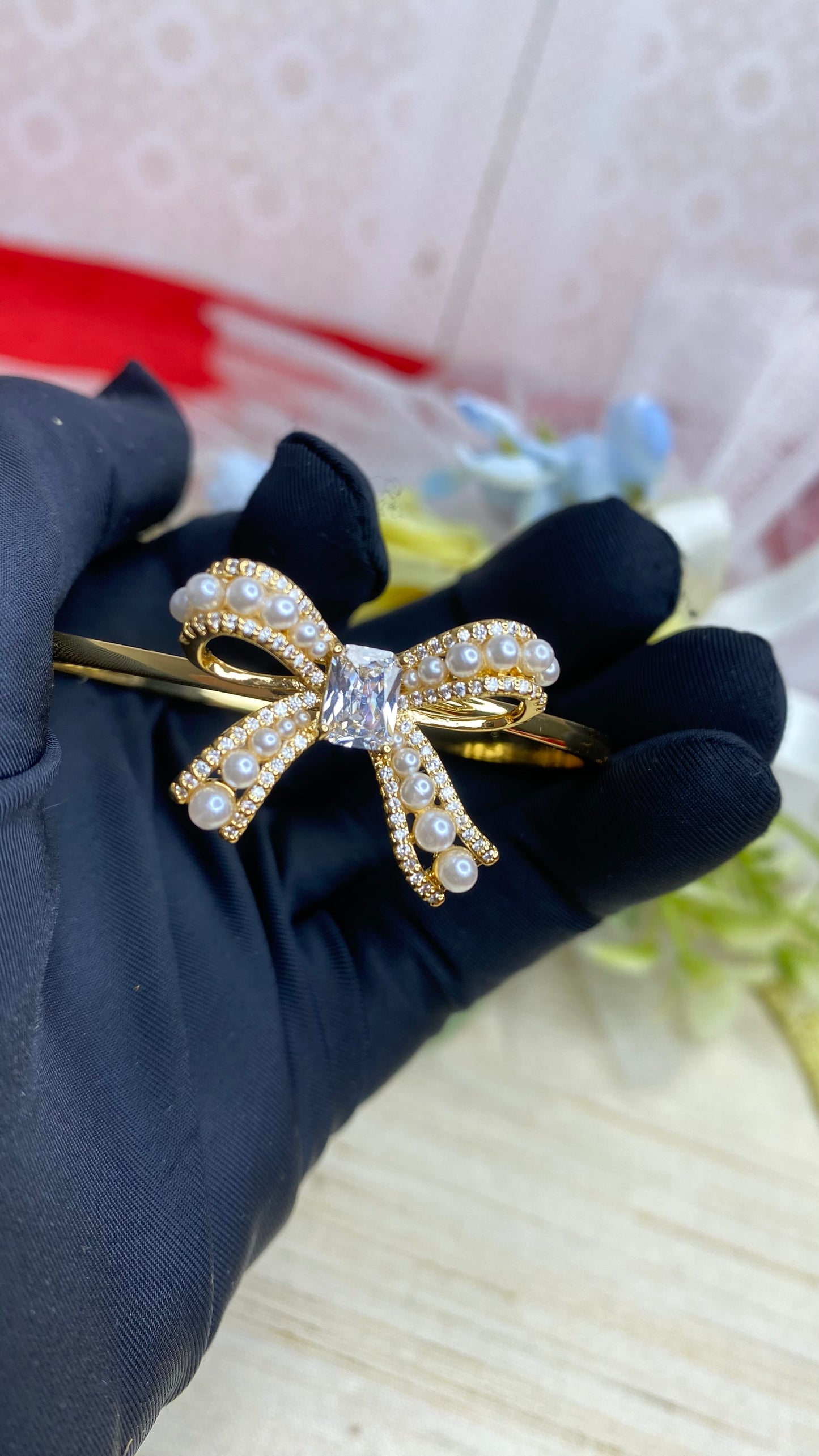 Luster Bow bracelet