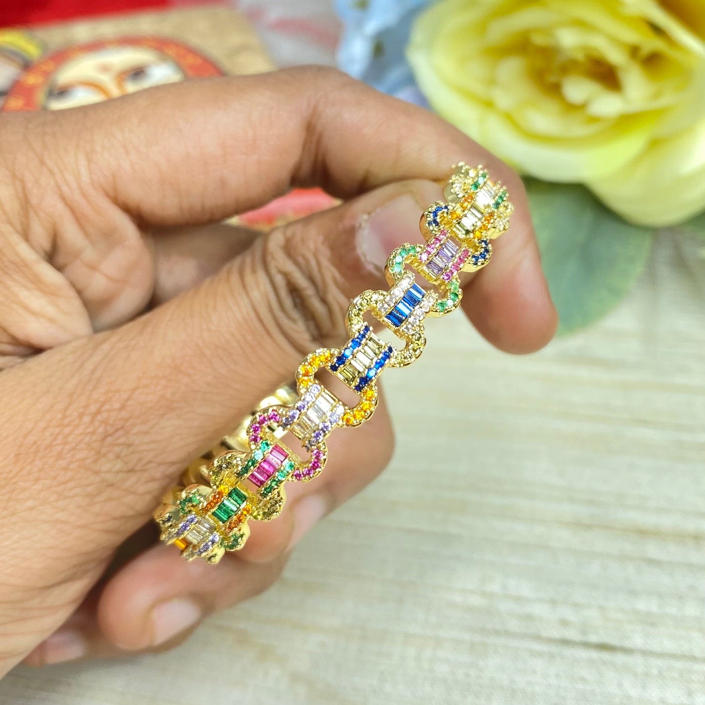 Prasmatic glow cuff