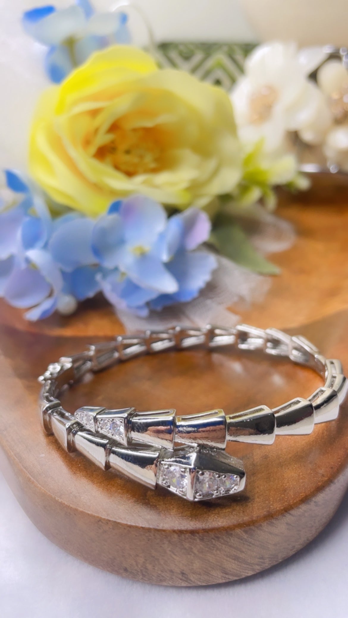 SNAKE BRACELET*