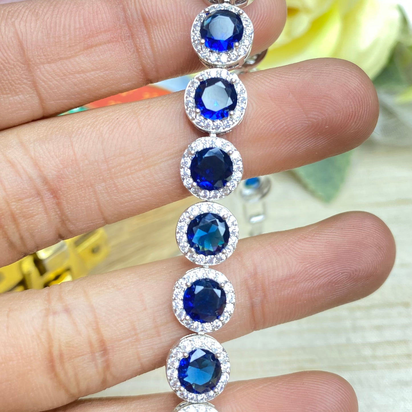 Affinity dream chain bracelet