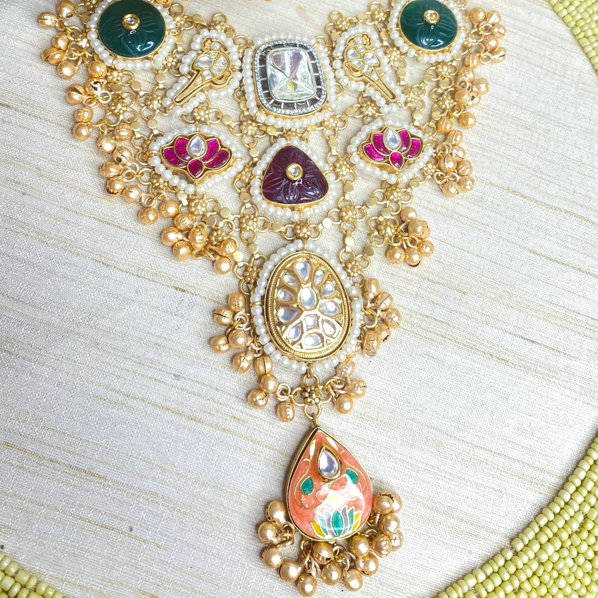 Embellish choker style necklace