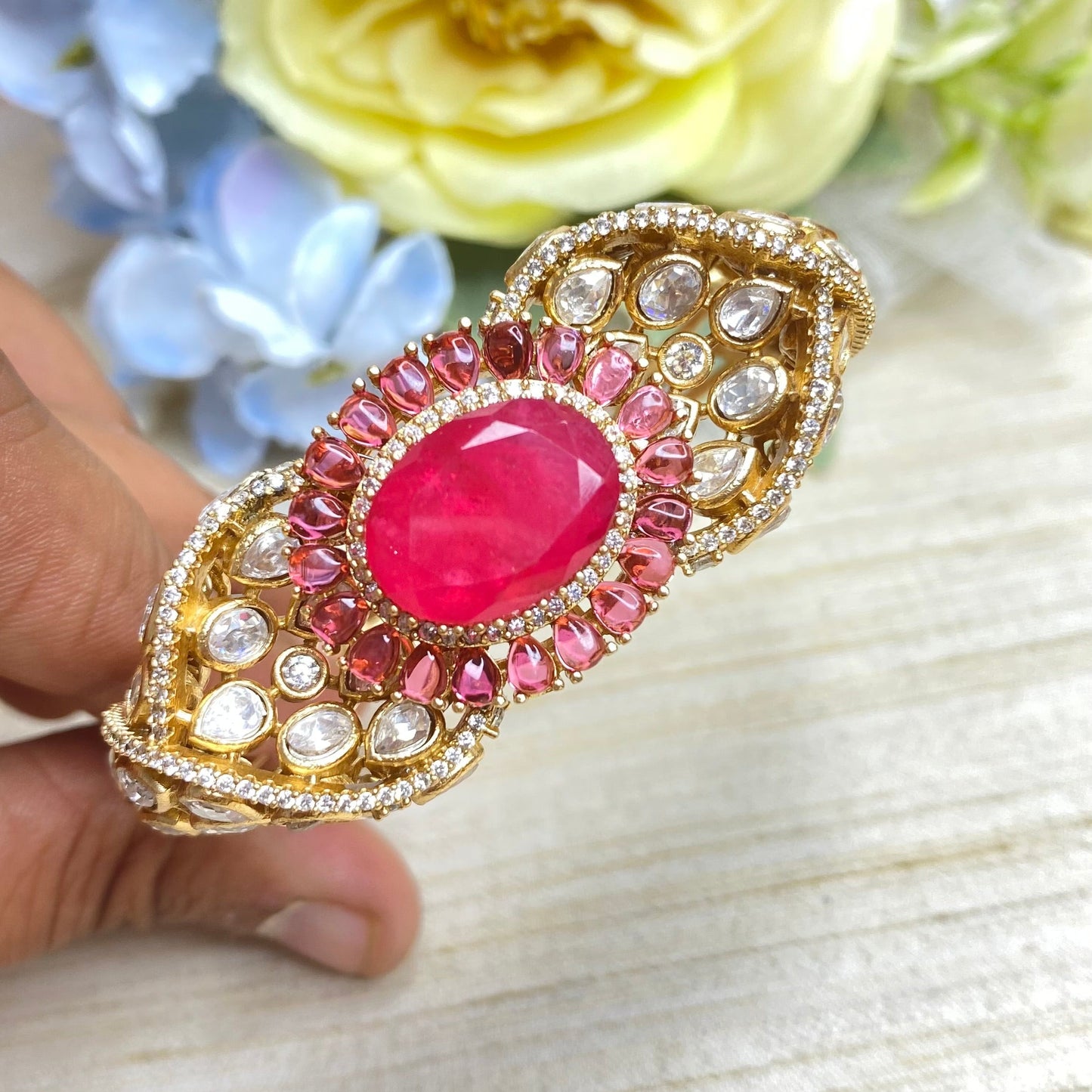 Kundan bracelet with red roby