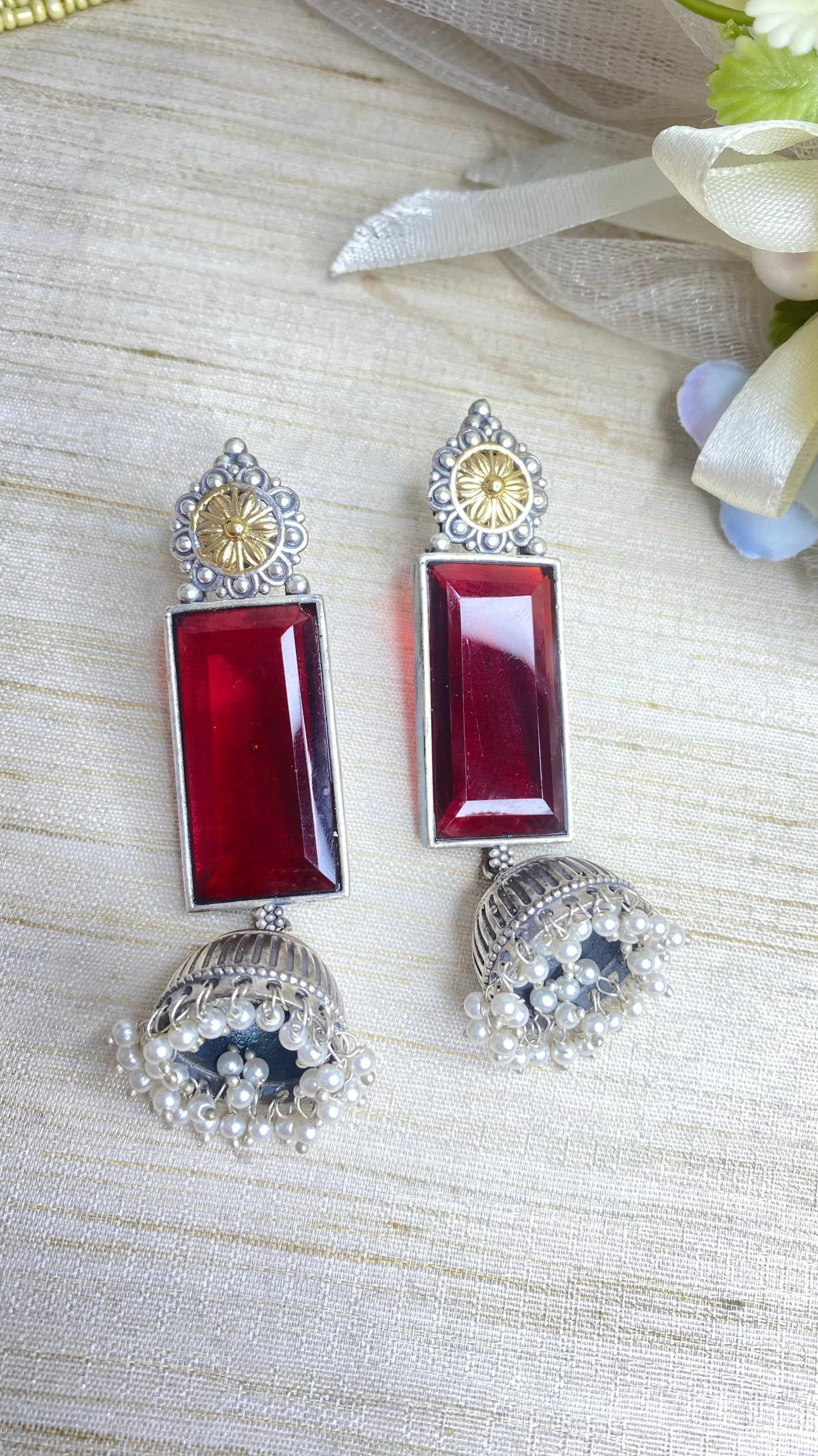 Vintage flair earrings