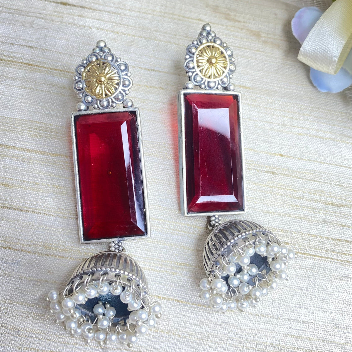 Vintage flair earrings