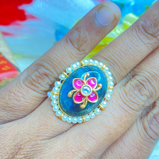 Royal amethyst ring