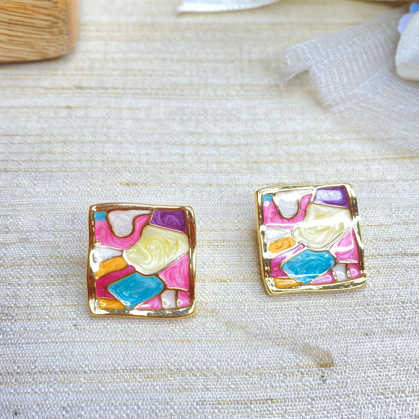 Multi colour studs