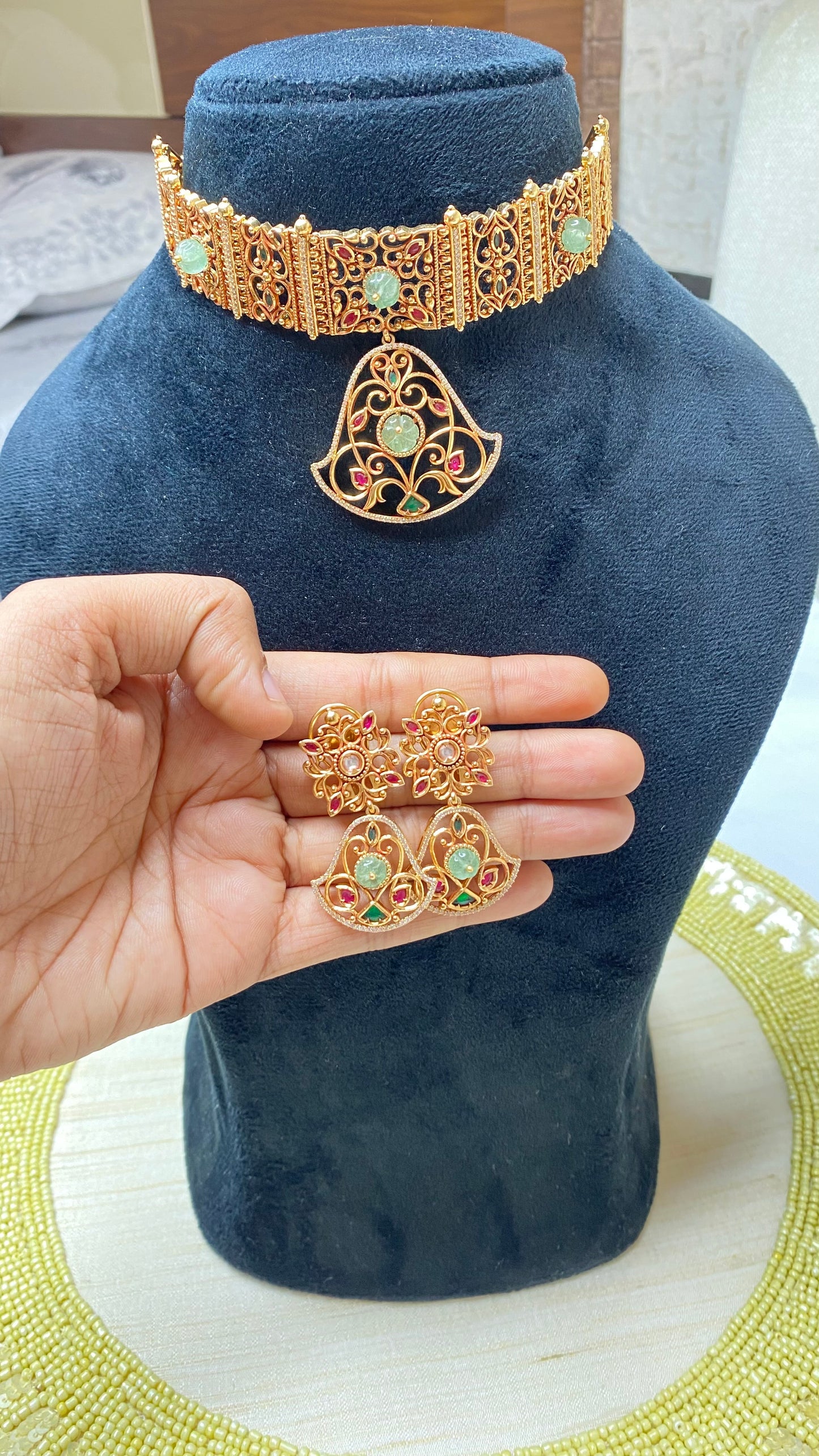 Beautiful choker necklace