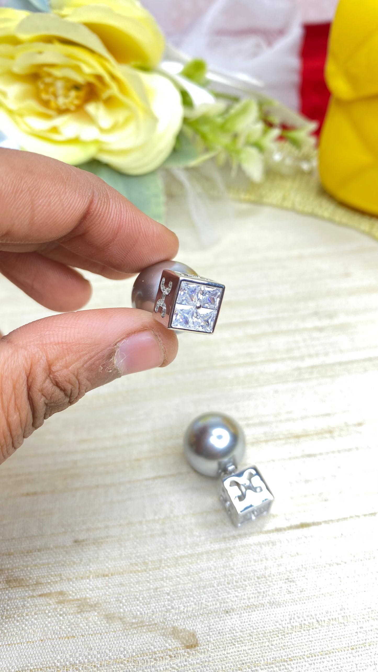 Designer Two in one studs⭐️