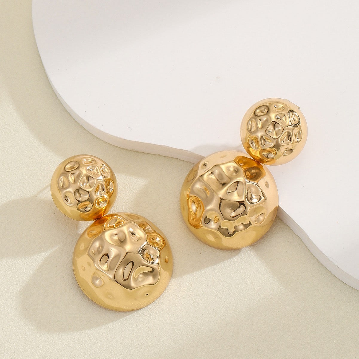 Molten Gold Orbit Drop Earrings⭐️