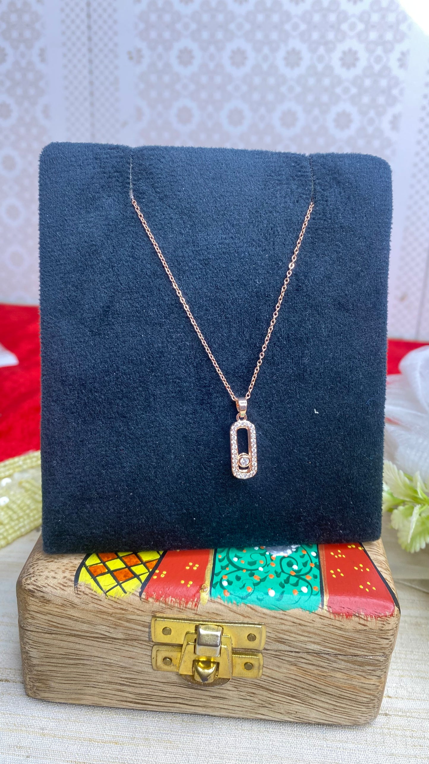 Elysian pendant
