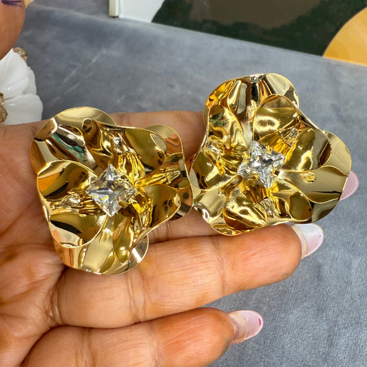 Golden Pearl Bloom Statement Earrings – Anti Tarnish Luxury Floral Studs
