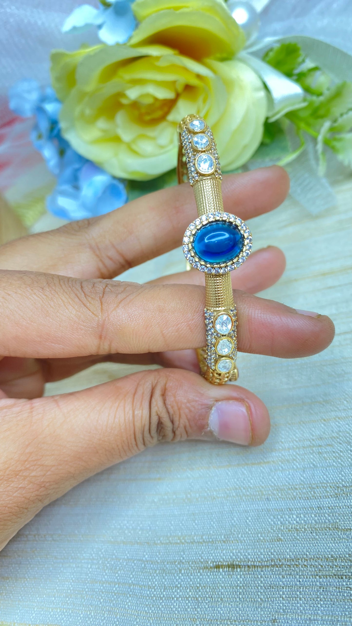 Beautiful kundan bracelet