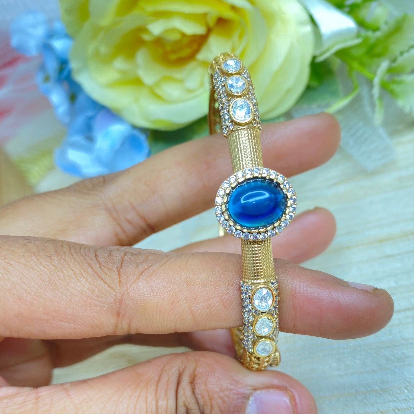 Beautiful kundan bracelet