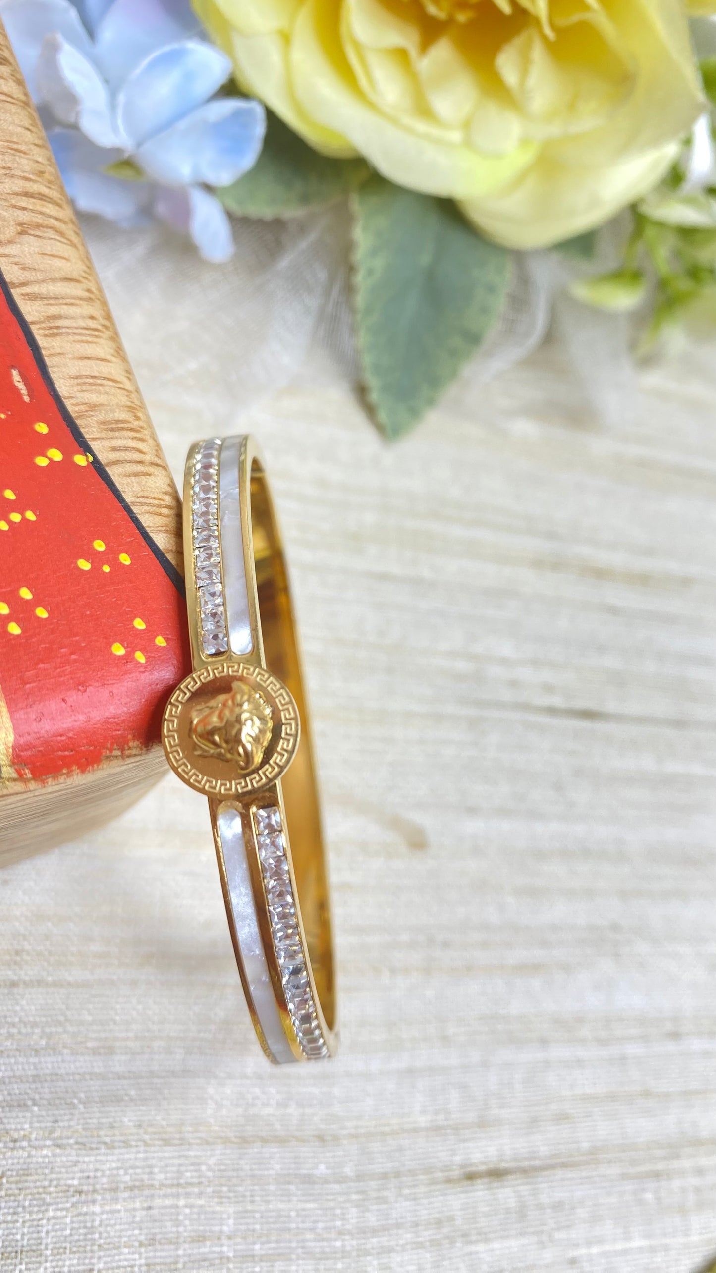 AD loon face bracelet