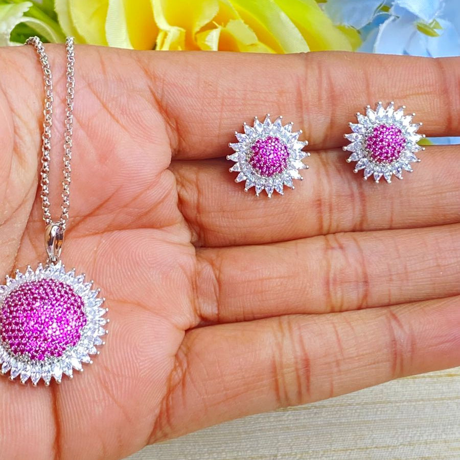 Ad pendant set
