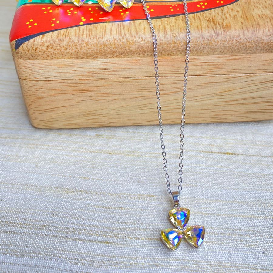 Ad pendant set
