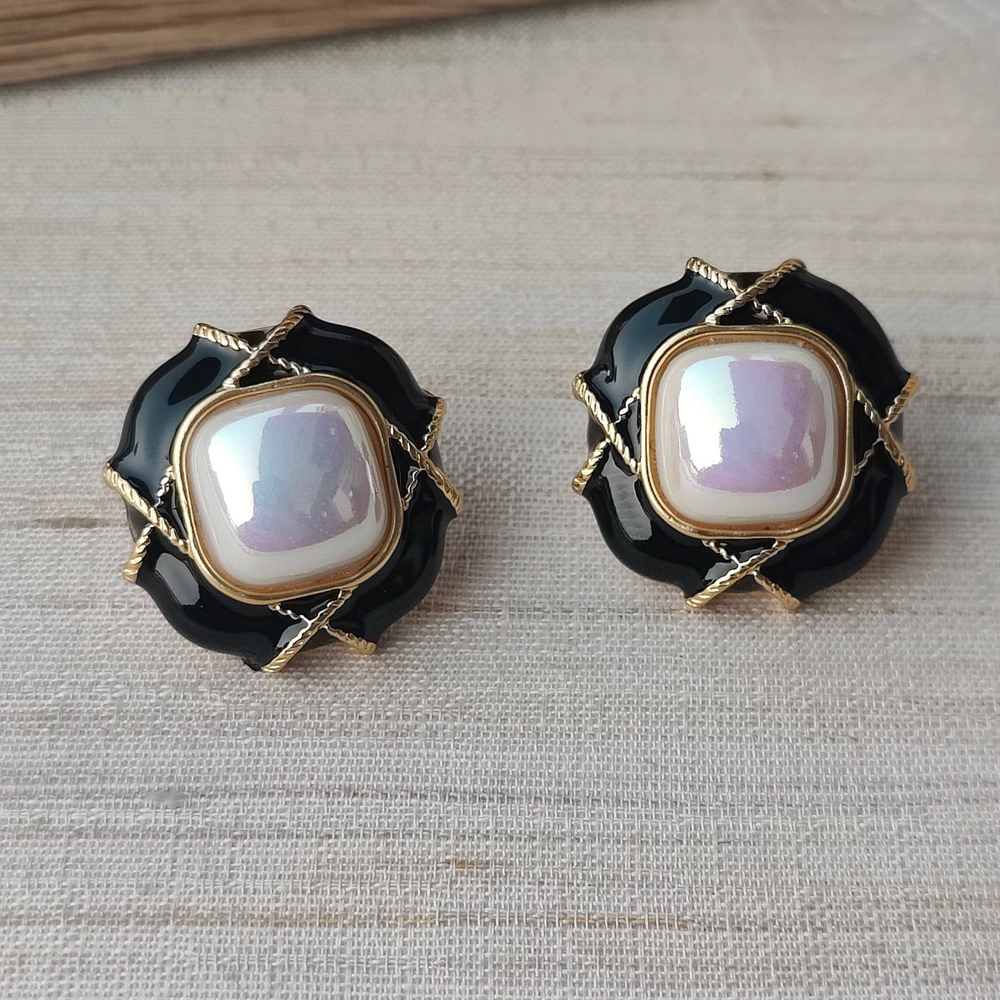 Shine Secure earrings