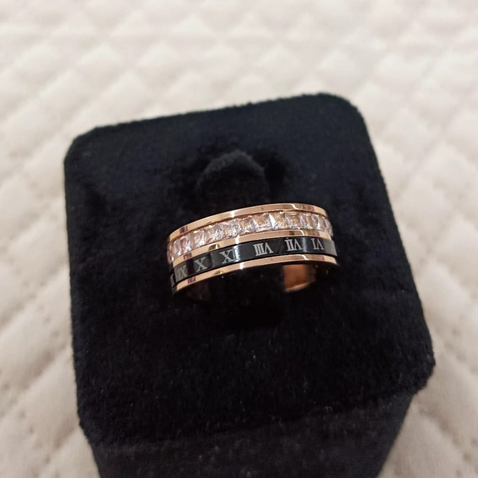 Timeless Roman Ring*