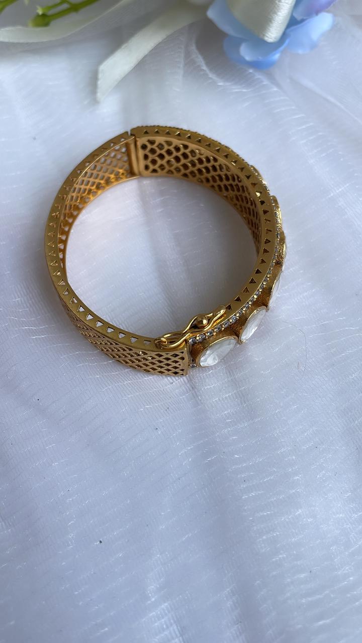 Moissanite kada