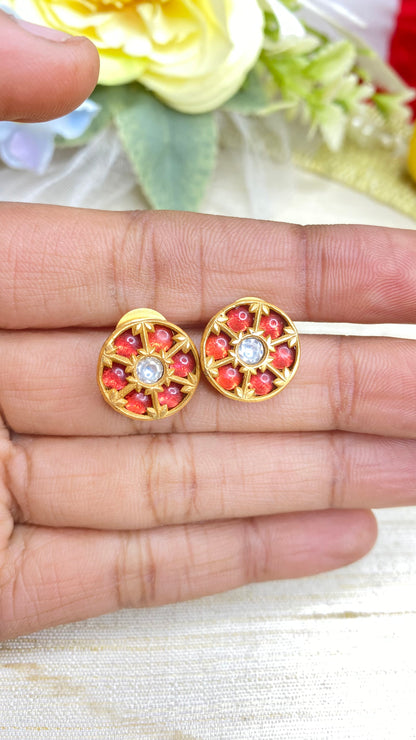 Noor studs