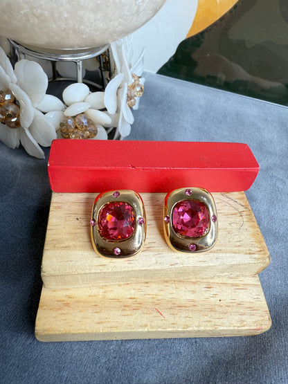 Royal luxe statement stud