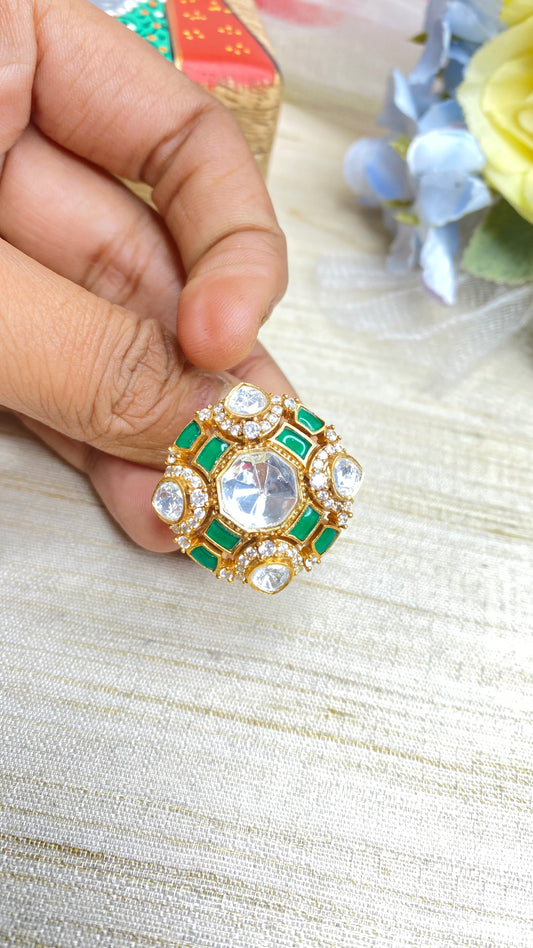 Kundan mirage ring