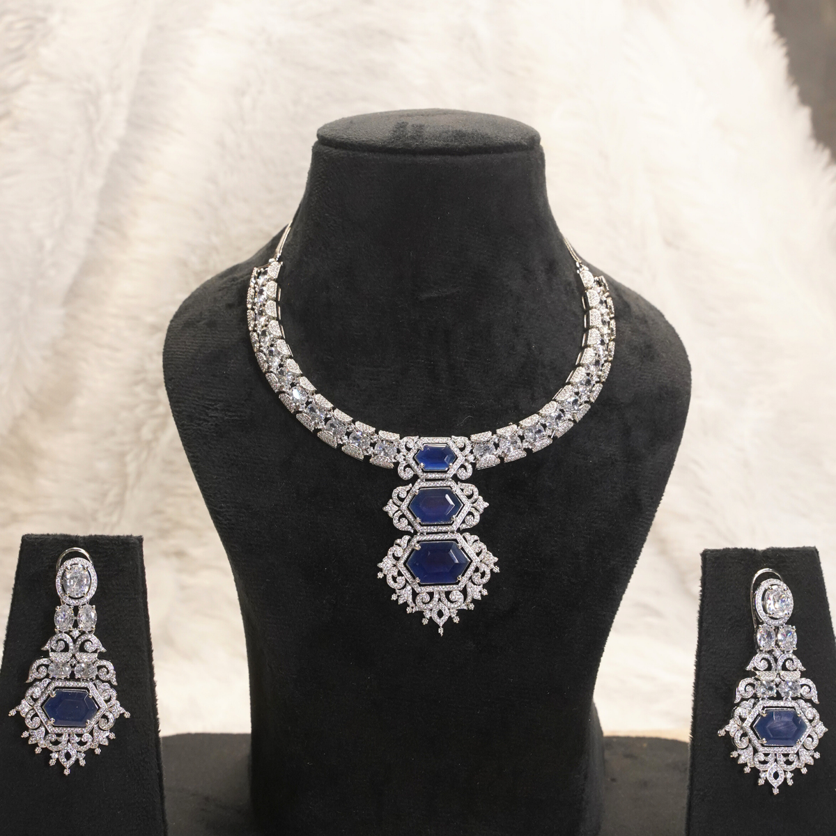 Zariya Sapphire Diamond Finish Necklace Set