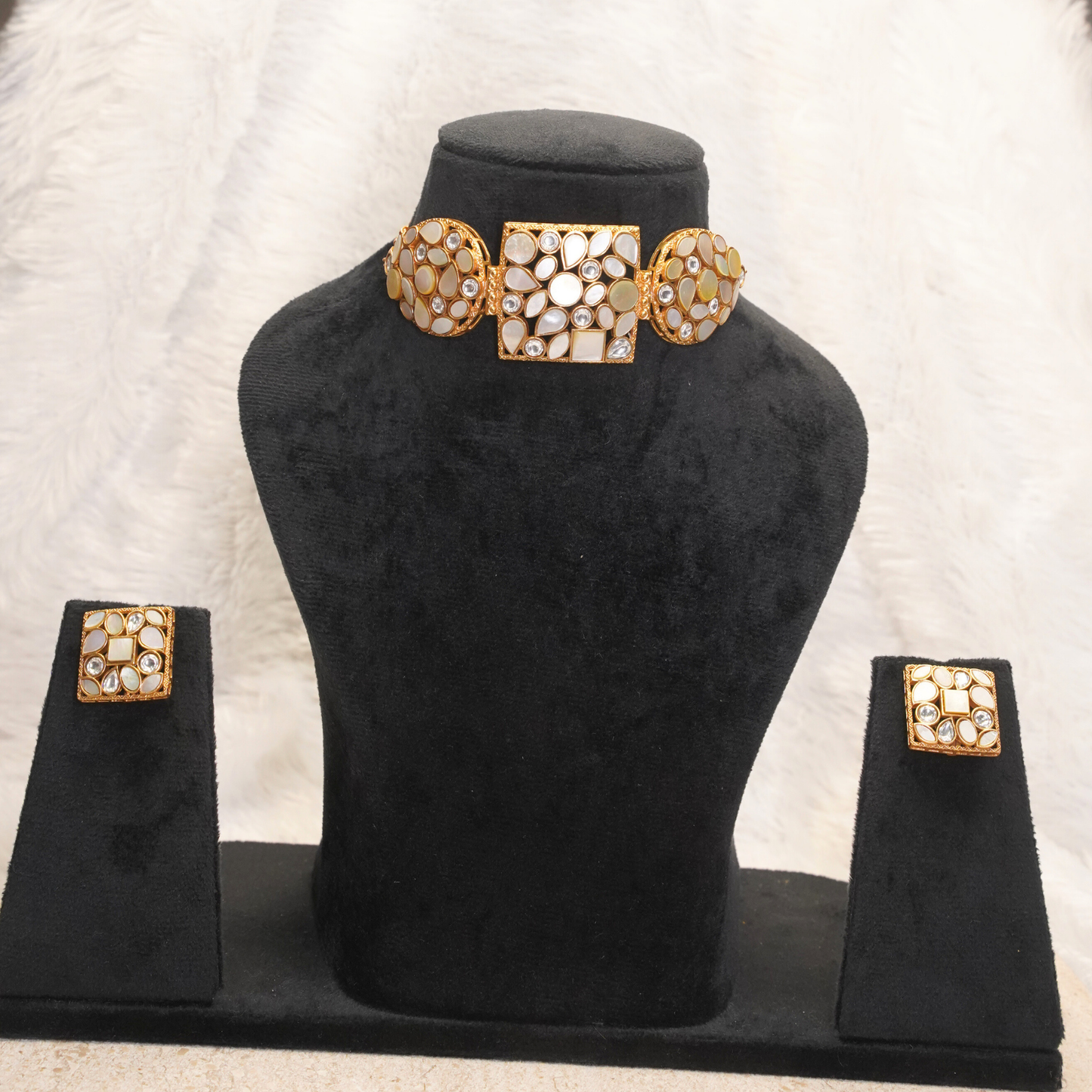 Ivory Mosaic Kundan Choker Necklace Set