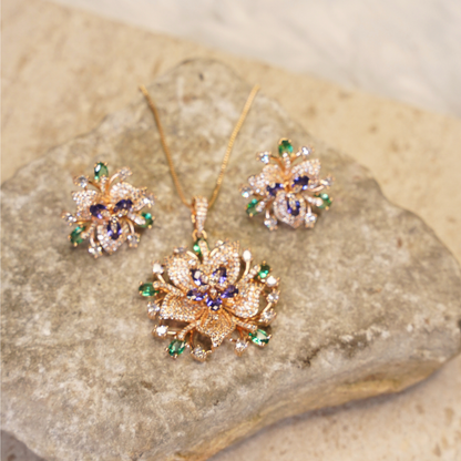 Gulnaar heritage bloom Pendant Set