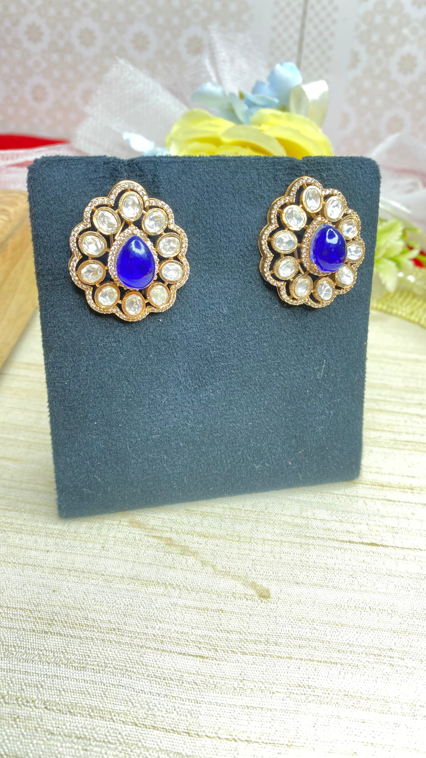 Kundan studs