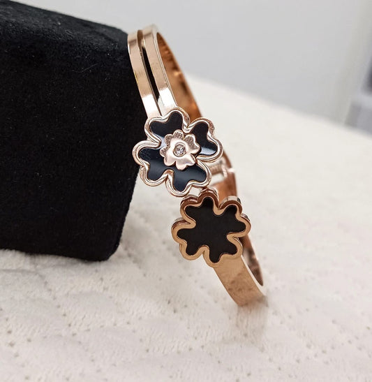 Dual flower Bracelet