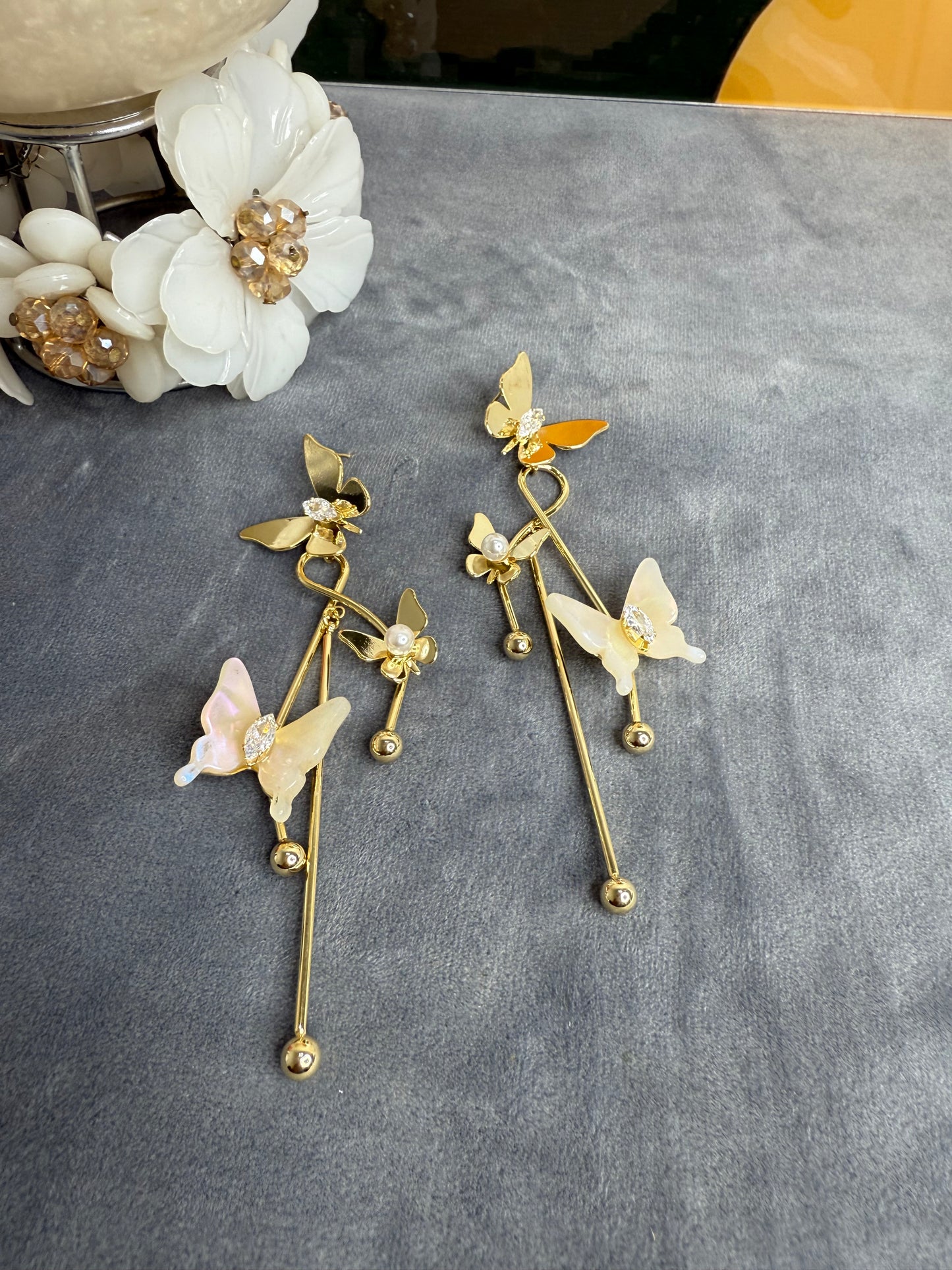 ❤️🦋 Valentine Golden Butterfly Love Drop Earrings