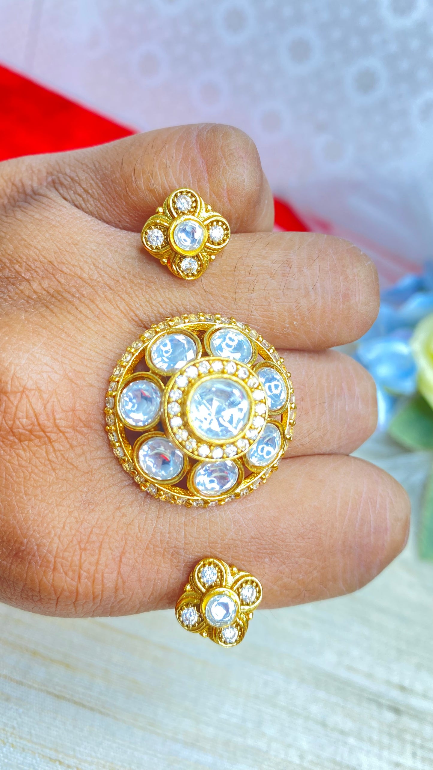 Floral double finger Kundan ring