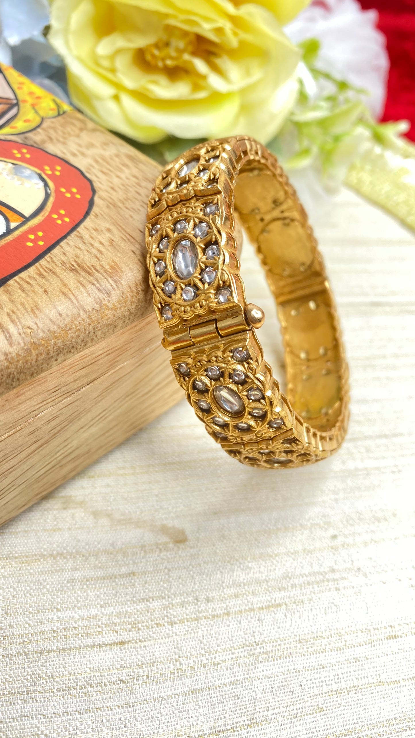 Kundan bracelet