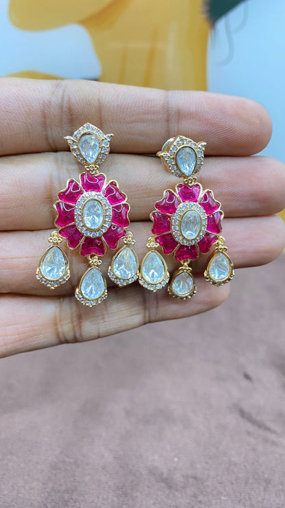 Gulnaar Kundan studs