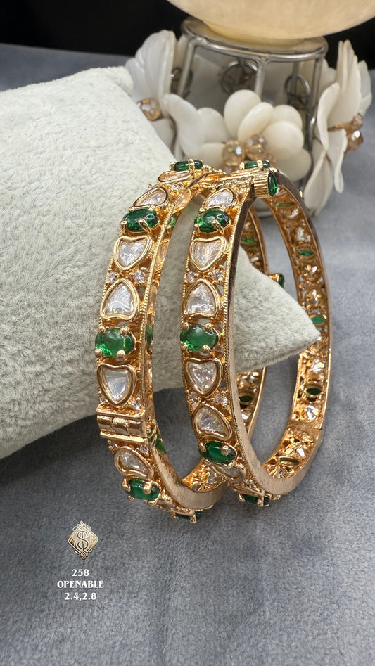 Jasmeet’s moissainate Bangle