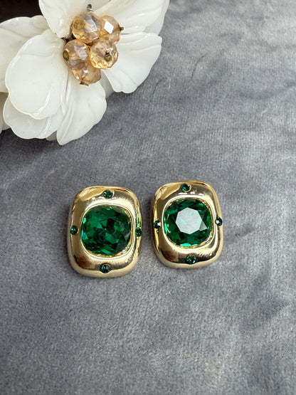 Royal luxe statement stud