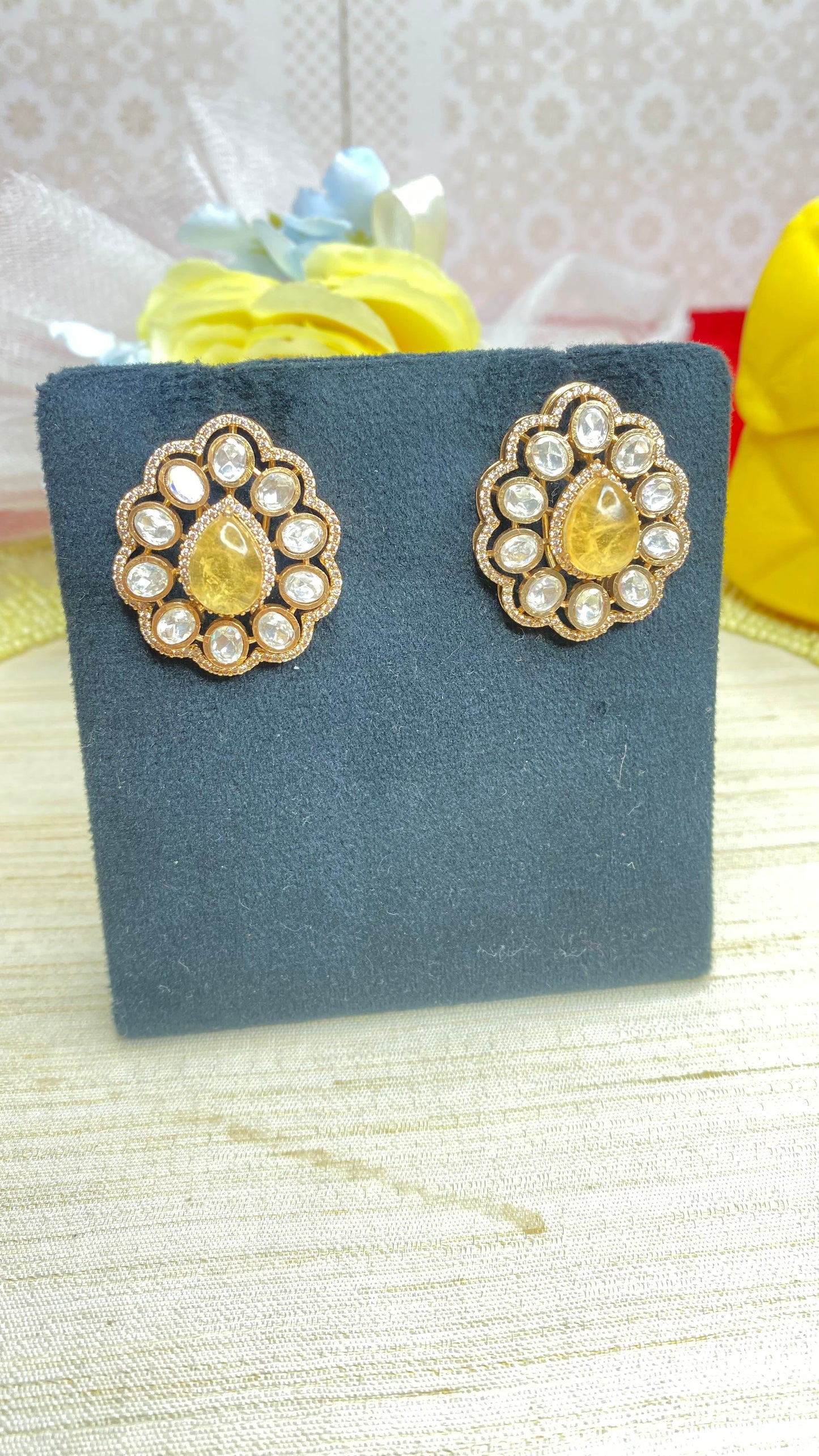 Kundan studs