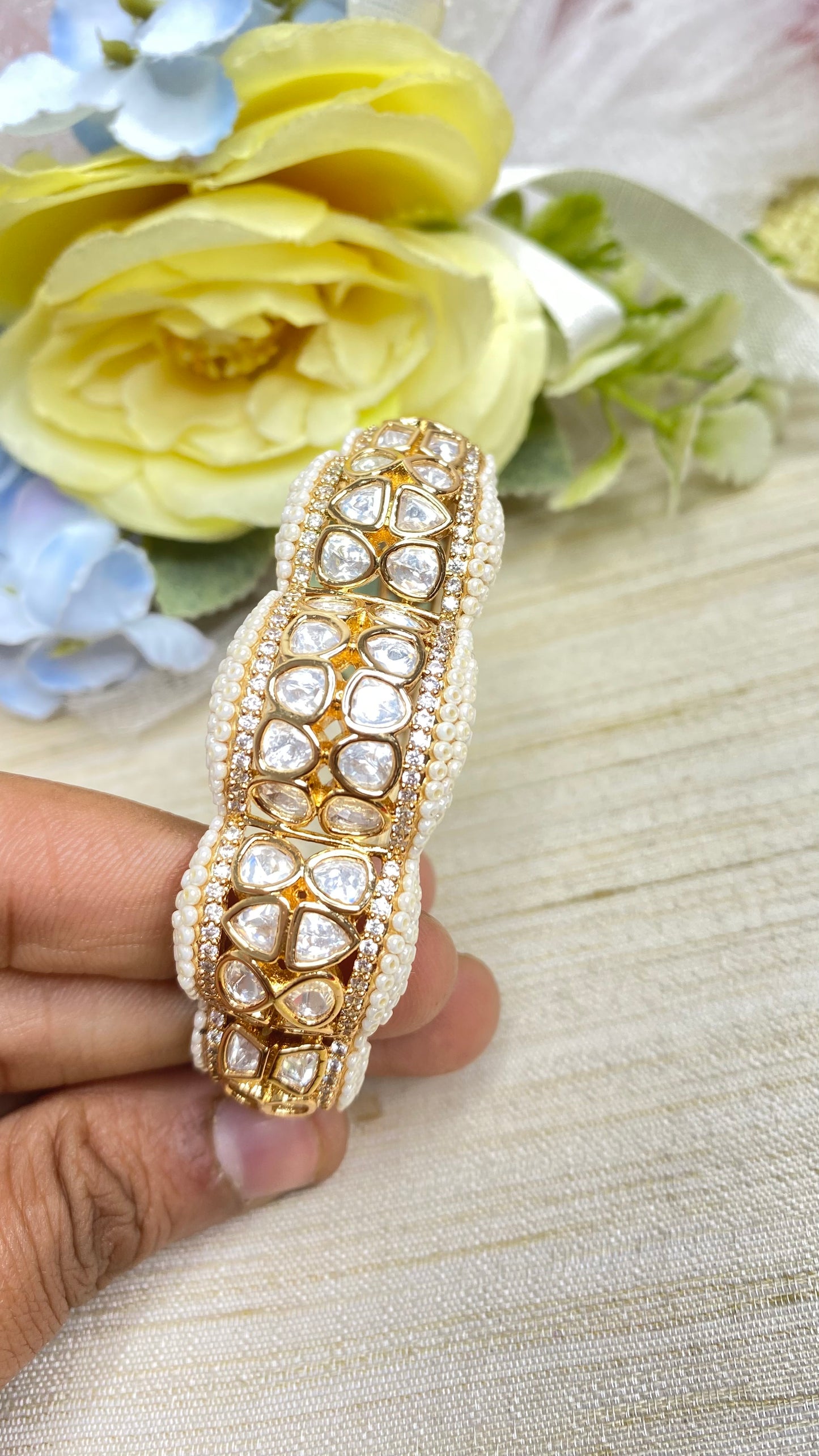 Pearl kundan bracelet